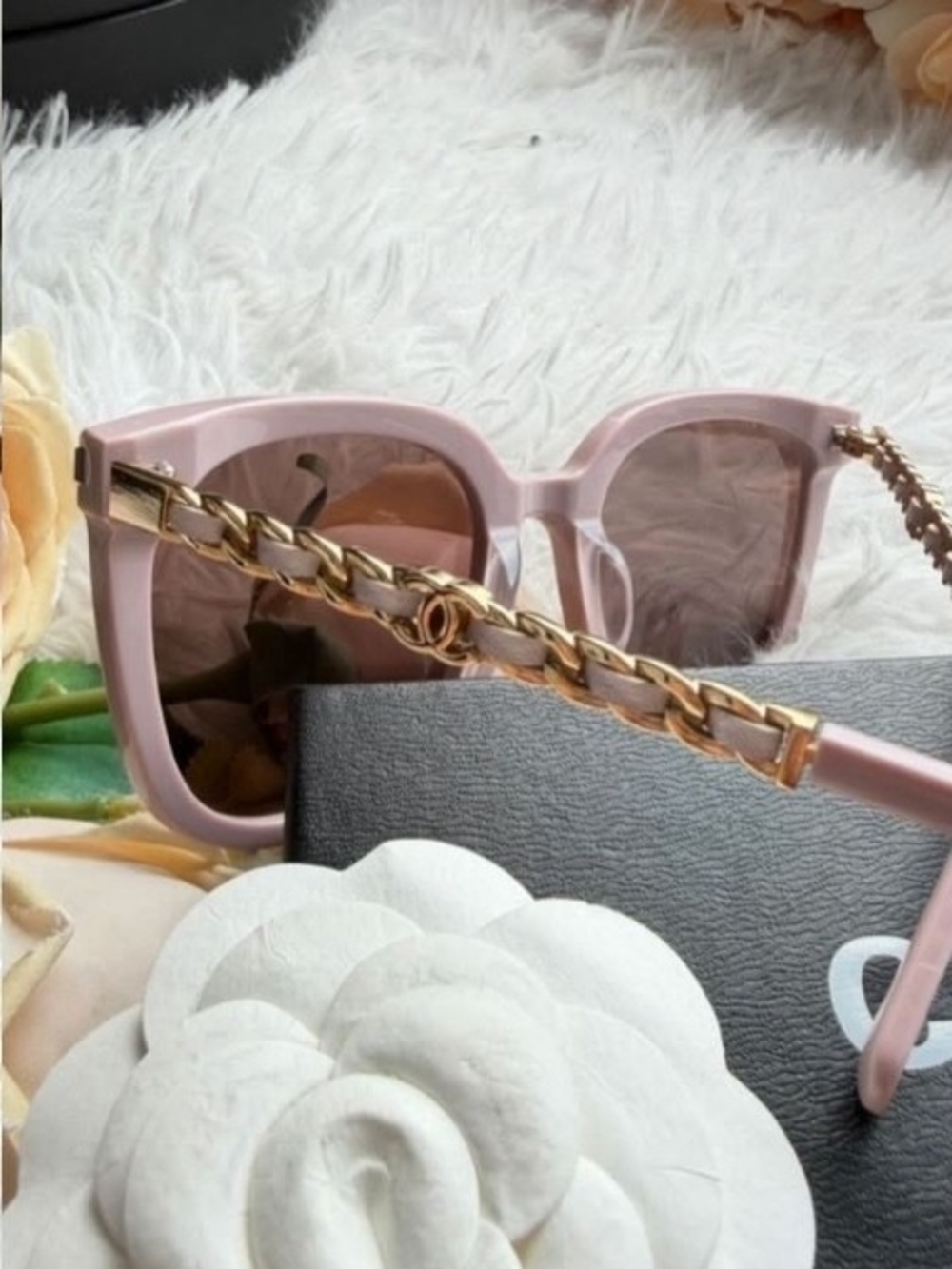 Chanel Pink Cat-Eye Sunglasses - Picture 3 of 3
